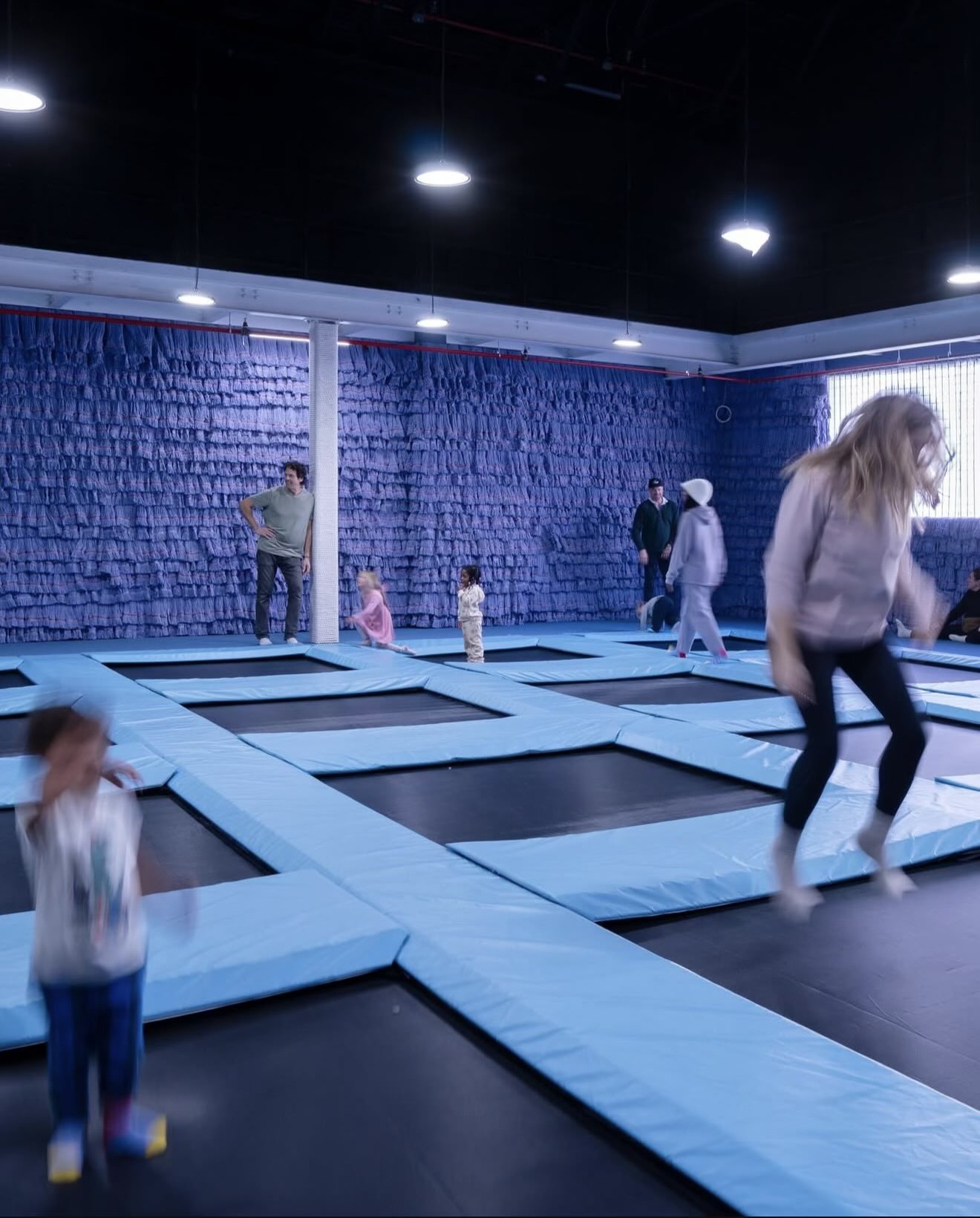 Space Club – Dumbo image 3