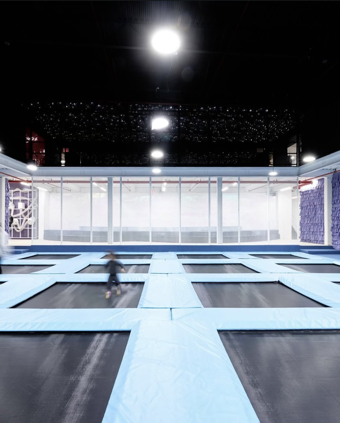 Space Club – Dumbo image 6