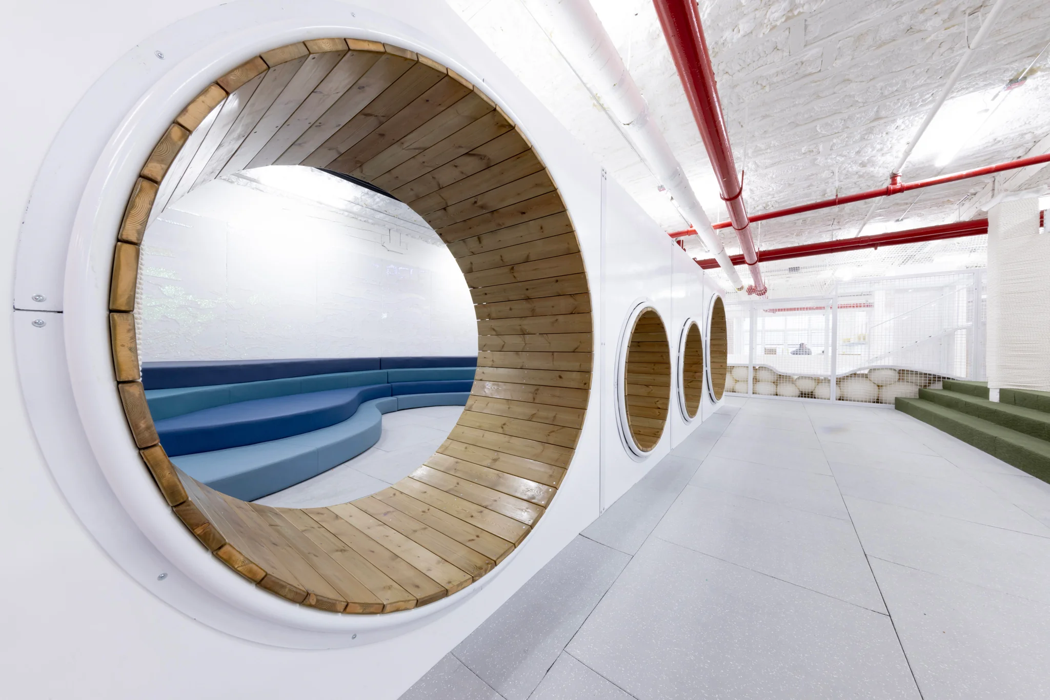Space Club – Greenpoint image 2